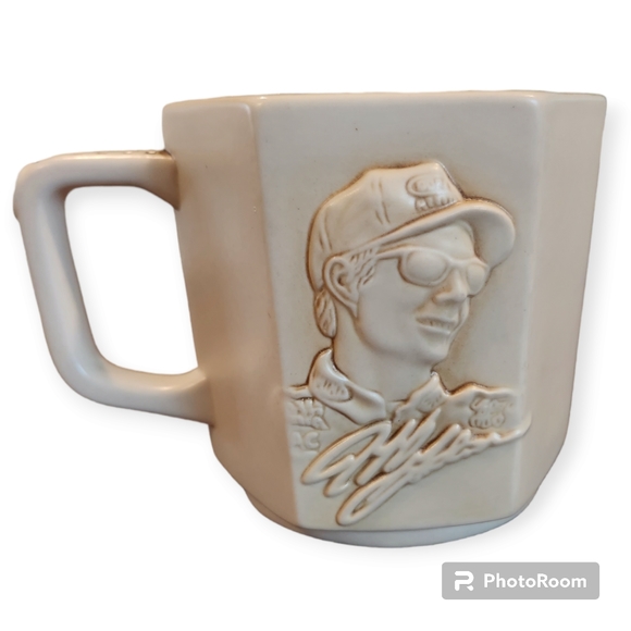 Jeff Gordon Nascar 50th Anniversary Collectable Mugs - Picture 14 of 15